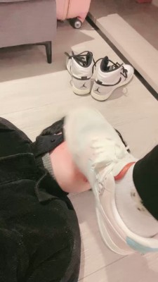 图片[6]_【小劳拉】艺术家奴舔脏鞋/袜子窒息诱惑 bf23846_HD绳艺资源