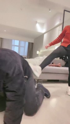 图片[7]_【小劳拉】艺术家奴舔脏鞋/袜子窒息诱惑 bf23846_HD绳艺资源