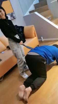 图片[8]_【海绵大大】入圈首调-小白鞋踩踏/赏赐圣水 bf23863_HD绳艺资源