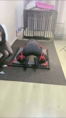 图片[4]_【夕微】刑房开发外卖小哥虐打【完整版】 bf24139_HD绳艺资源