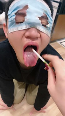 图片[2]_【阿宁】小主马丁靴踢裆舔脚调狗 bf24071_HD绳艺资源