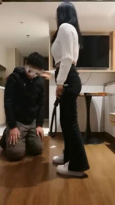 【海绵大大】挑战废物狗 bf24077_HD绳艺资源