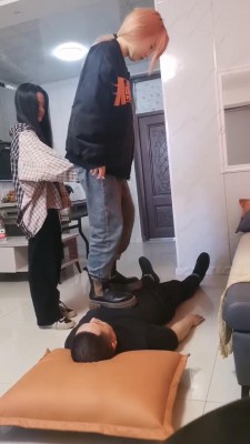 【吴迪】双S素人高难度挑战耳光踩踏 bf24107_HD绳艺资源