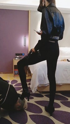 【美娜格格】欠债不还被绳艺导师虐成狗【双视角版】 bf23975_HD绳艺资源