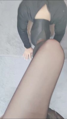 图片[5]_【灵竹】白领黑丝胯下狗 bf24210_HD绳艺资源