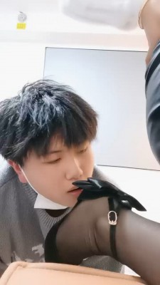 图片[5]_【海绵大大】小白鞋崇拜/黑丝高跟踩踏恋足 bf24175_HD绳艺资源