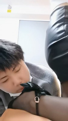 图片[8]_【海绵大大】小白鞋崇拜/黑丝高跟踩踏恋足 bf24175_HD绳艺资源