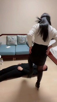 图片[7]_【月月】重刑鞭子爆抽刑虐 bf24198_HD绳艺资源