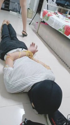 图片[7]_【美娜格格】身高差-长腿S袜子塞嘴高难度挑战虐打 bf24204_HD绳艺资源