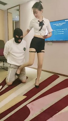 图片[6]_【小小小魔女】御姐超狠踢跺裆场 bf24259_HD绳艺资源