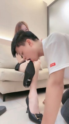 【时颜】弟弟是只狗/裸足舔/深喉 bf24262_HD绳艺资源