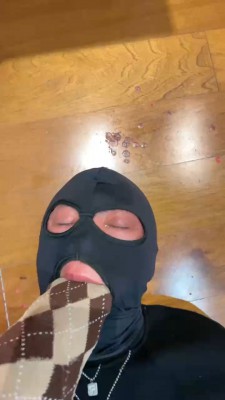 图片[5]_【泡芙大大】女神及膝袜踩狗脸/脚踩喂食 bf24260_HD绳艺资源