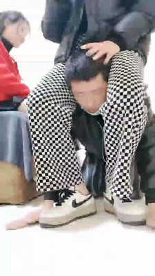 图片[3]_【疯狂浪子】继父舔两女儿脏鞋 bf24216_HD绳艺资源