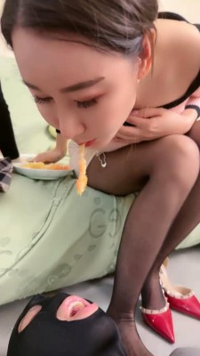 图片[7]_【微希】带素人闺蜜入圈调狗喂食 bf24411_HD绳艺资源