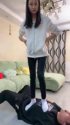 图片[7]_【素人星探】连环耳光+踩踏+提档轮流虐 bf24405_HD绳艺资源