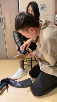 【红杉】长靴/小白鞋踩狗爪/黑丝闻舔【双视角版】 bf24327_HD绳艺资源