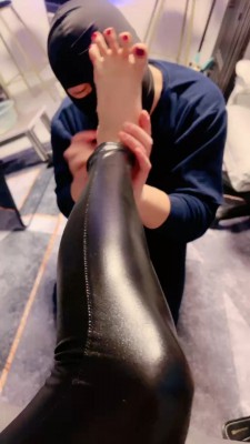 图片[6]_【梦露】可怜卑微的脚垫 bf24324_HD绳艺资源