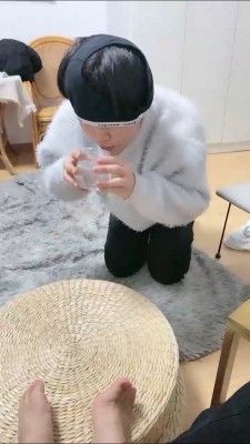 图片[7]_【小布丁】夜跑后原味脚羞辱/圣水/全体重踩 bf24353_HD绳艺资源