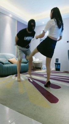 图片[2]_【小小小魔女】绳子捆下面遛狗/高难度挑战提档 bf24382_HD绳艺资源