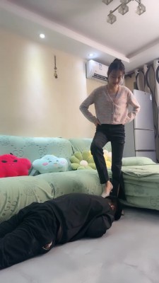 【素人星探】素人S骑马/丝袜塞嘴套头 bf24339_HD绳艺资源