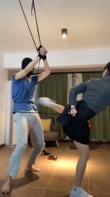 图片[3]_【宝爷】吊绑小白鞋重度踢踹 bf24346_HD绳艺资源