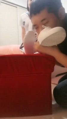 图片[5]_【明明】舔闻小白鞋过膝袜/踩踏喂食 bf24354_HD绳艺资源