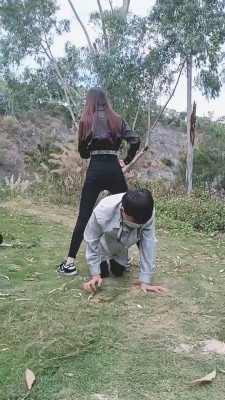 图片[4]_【美娜格格】剧情-卖花女暴揍猥琐男/白袜深喉/转胯/腿绞 bf24625_HD绳艺资源