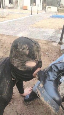 图片[12]_【辰辰】户外强迫狗舔超脏泥土鞋底 bf24624_HD绳艺资源