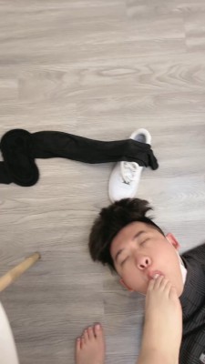 图片[10]_【礼礼大人】JK制服-小白鞋黑丝踩狗 bf24621_HD绳艺资源