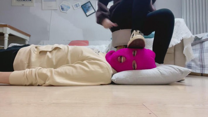 图片[2]_【肉肉】高帮帆布鞋全体重踩踏/舔脏鞋 bf24628_HD绳艺资源