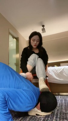 图片[6]_【不知名美女】逛街后强迫闻舔原味/吃袜子口水/转胯 bf24627_HD绳艺资源