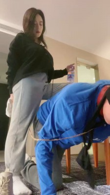 图片[9]_【不知名美女】逛街后强迫闻舔原味/吃袜子口水/转胯 bf24627_HD绳艺资源