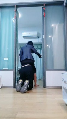 图片[6]_【御神】开发银行女职员-脚喂酸奶【双视角版】 bf24557_HD绳艺资源