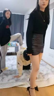 图片[3]_【海绵大大】双学生S骑马/全体重踩踏/碾压狗爪【双视角版】bf24535_HD绳艺资源