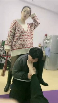 图片[2]_【嘉文】情侣主-踩虐绿帽+舔臭脚 bf24499_HD绳艺资源