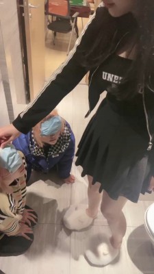 图片[9]_【月月大S】双母畜-精神小妹反被虐/艺术舔/喂圣水 bf24705_HD绳艺资源