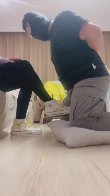 图片[2]_【肉肉】高帮白袜全体重踩踏/提档【完整版】 bf24777_HD绳艺资源