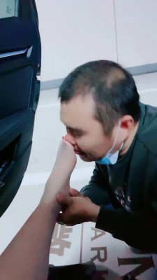 图片[3]_【甜心教主】户外车库舔鞋/舔鞋/骑马 bf24779_HD绳艺资源