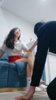 图片[3]_【嘉妮】奖励圈养家奴闻袜舔脚 bf24805_HD绳艺资源