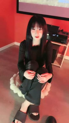 图片[2]_【貂蝉】真实-开发闺蜜做狗/叼袜子舔脚 bf24794_HD绳艺资源