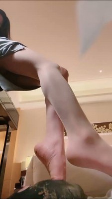 图片[6]_【芷晴】肉丝恋足+超强深喉+呕吐物喂食 bf24792_HD绳艺资源