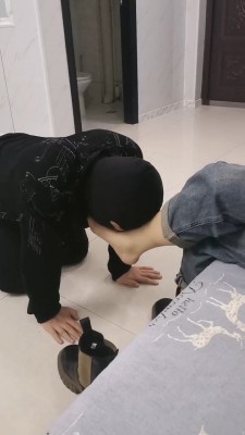 图片[4]_【吴迪】舔闻精神小妹的jio/鞋 bf24734_HD绳艺资源