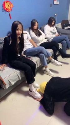 【精神小妹】多S群调-社会女青年暴打逃跑狗 bf24740_HD绳艺资源