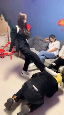 图片[2]_【精神小妹】多S群调-社会女青年暴打逃跑狗 bf24740_HD绳艺资源