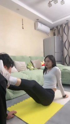 图片[3]_【素人星探】瑜伽女教练运动鞋白袜全体重踩踏 bf24745_HD绳艺资源