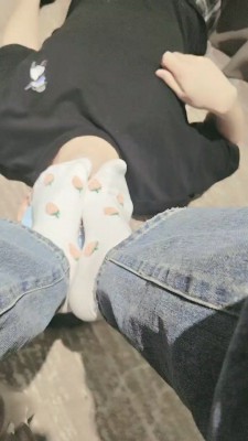 图片[2]_【妮蔻】疯狂闻舔原味棉袜【剪辑版】 bf24876_HD绳艺资源