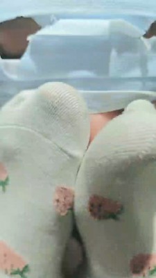 图片[5]_【妮蔻】疯狂闻舔原味棉袜【剪辑版】 bf24876_HD绳艺资源