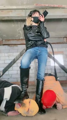 图片[6]_【美离子】户外刑房高难度挑战训练双奴/清理靴子吃土 bf25010_HD绳艺资源