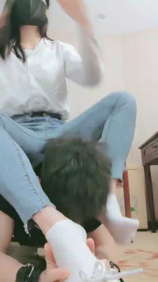 图片[5]_【妮蔻】小白鞋棉袜裸足羞辱贱狗 bf24913_HD绳艺资源