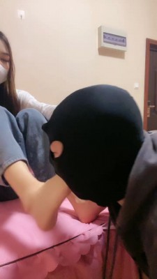 图片[6]_【惜沫】舔小姐姐的白鞋裸足 bf24842_HD绳艺资源